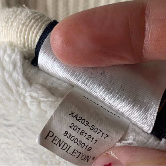 Pendleton knit Sherpa Baby blanket - Picture 6 of 10